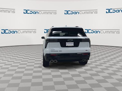 New 2026 Chevrolet Traverse RS w/ LPO, Floor Liner Package image 7