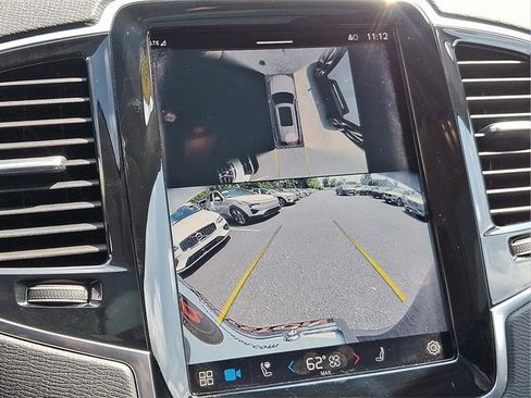 Certified 2024 Volvo XC90 B6 Plus image 17