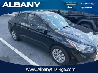Used 2018 Hyundai Accent SE image 1