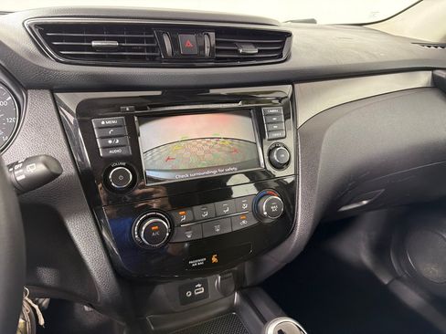 Used 2021 Nissan Rogue Sport S FWD image 15