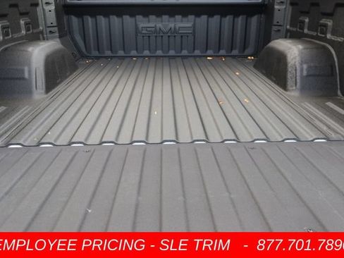New 2026 GMC Sierra 1500 SLE w/ Max Trailering Package AWD/4WD image 15