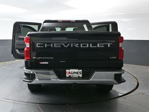 Used 2023 Chevrolet Silverado 1500 LTZ AWD/4WD image 35