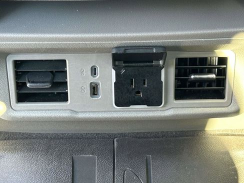 Used 2024 Chevrolet Silverado 1500 LT w/ Protection Package image 15