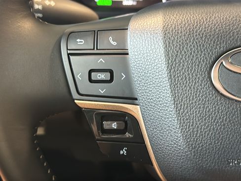 Used 2026 Toyota Crown AWD/4WD image 20