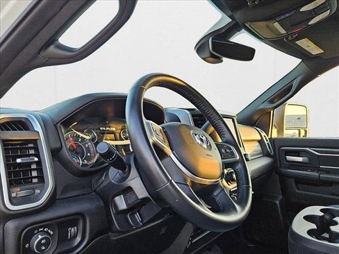 Used 2024 RAM 3500 Big Horn image 9