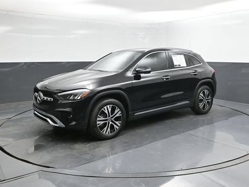 New 2025 Mercedes-Benz GLA 250 4MATIC image 34