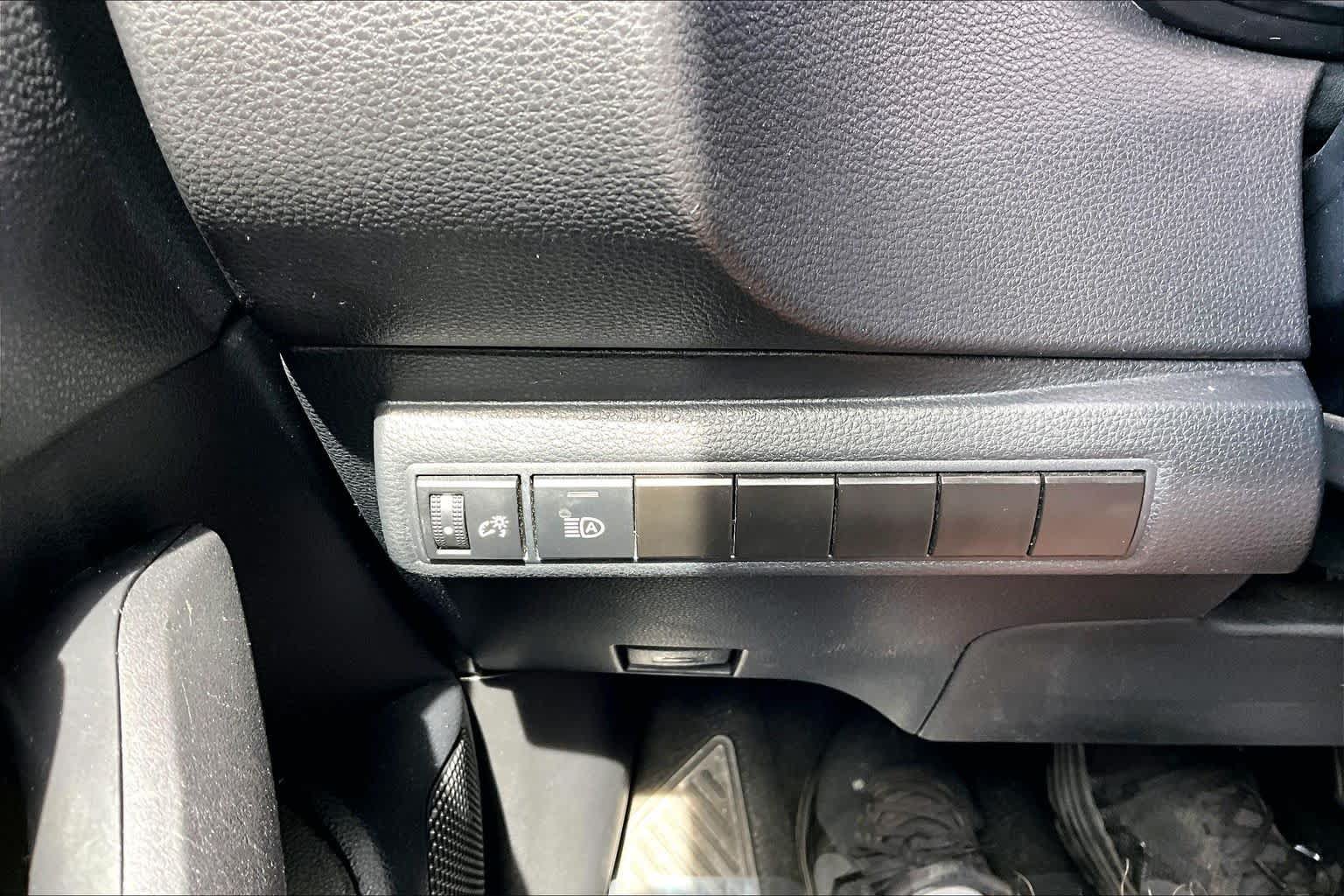 Certified 2024 Toyota Corolla LE FWD image 34