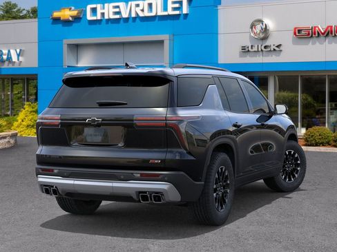 New 2026 Chevrolet Traverse Z71 w/ Driver Confidence Package image 4