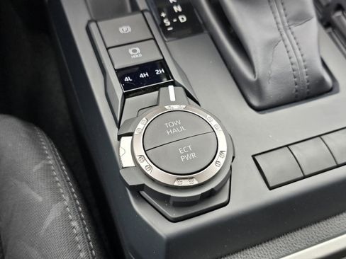 New 2026 Toyota Tacoma SR5 AWD/4WD image 7