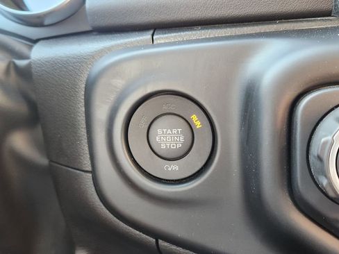 Used 2022 Jeep Wrangler Unlimited Sahara w/ Cold Weather Group image 27