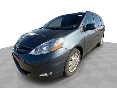Used 2010 Toyota Sienna XLE