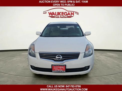 Used 2009 Nissan Altima 2.5 SL w/ SL Pkg image 2