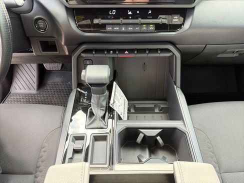 New 2026 Toyota Tundra SR image 27