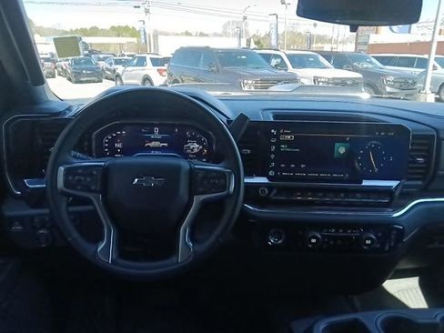 Used 2024 Chevrolet Silverado 1500 LT Trail Boss image 26