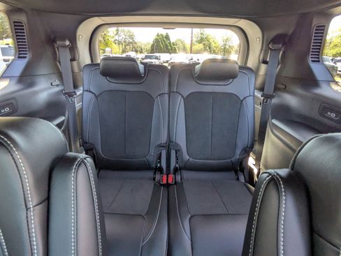 New 2025 Jeep Grand Cherokee L Laredo AWD/4WD image 16