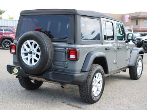 Used 2023 Jeep Wrangler Sport S image 5