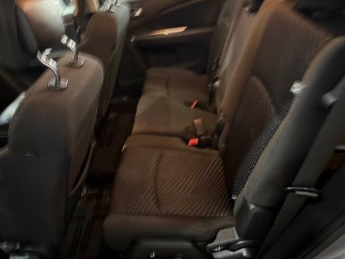 Used 2018 Dodge Journey SE w/ Blacktop Package FWD image 31