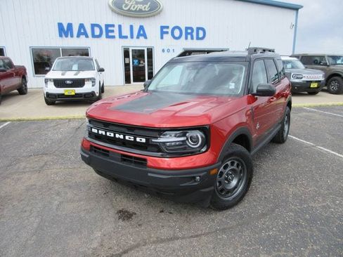 Certified 2024 Ford Bronco Sport Outer Banks w/ Tech Package AWD/4WD image 4