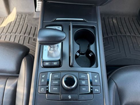 Used 2018 Genesis G80 3.3T Sport RWD image 15