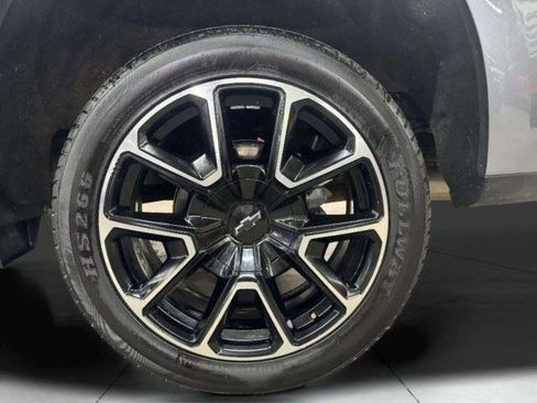 Used 2021 Chevrolet Silverado 1500 High Country w/ Technology Package AWD/4WD image 50