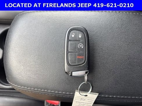 Used 2020 Jeep Cherokee Latitude Plus image 24