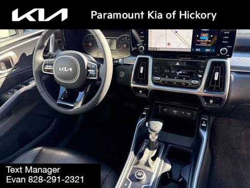 Used 2023 Kia Sorento S w/ Panoramic Sunroof Package image 38
