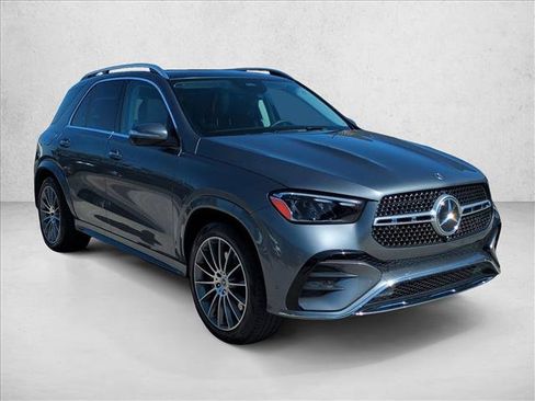 Used 2025 Mercedes-Benz GLE 350 4MATIC image 3