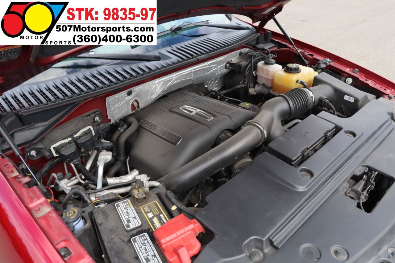 Used 2015 Lincoln Navigator 4WD w/ Equipment Group 101A Reserve image 27