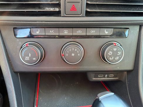 Used 2021 Volkswagen Jetta S image 26