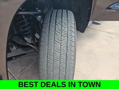 Used 2024 Toyota Tundra Platinum AWD/4WD image 33