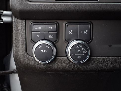 Certified 2023 GMC Yukon XL SLE image 23