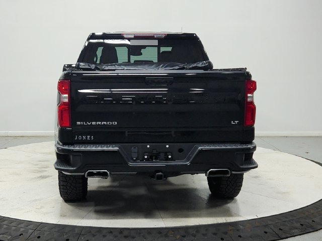 Used 2024 Chevrolet Silverado 1500 LT Trail Boss w/ Convenience Package II AWD/4WD image 7