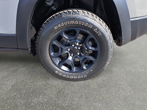 Certified 2022 Jeep Cherokee Trailhawk w/ Comfort/Convenience Group image 34