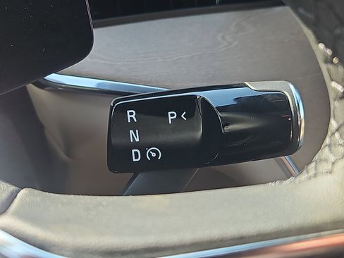 New 2026 Volvo EX90 Ultra image 17