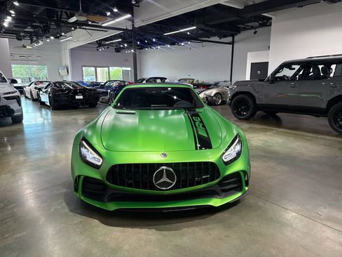 Used 2020 Mercedes-Benz AMG GT R image 16