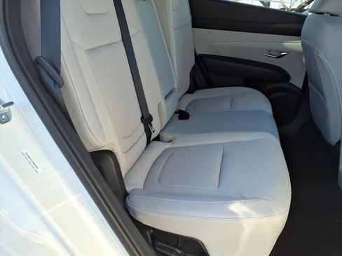 New 2026 Hyundai Tucson SEL image 9