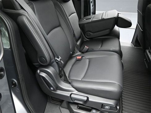 New 2026 Honda Odyssey EX-L image 32