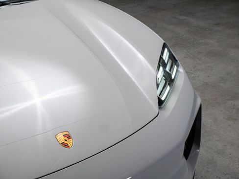 New 2026 Porsche Macan 4 Electric AWD/4WD image 11