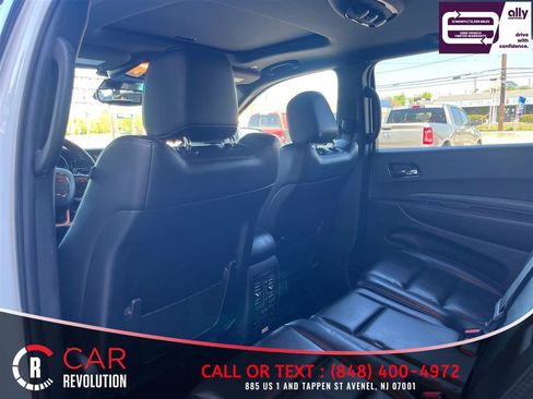 Used 2024 Dodge Durango GT RWD image 34