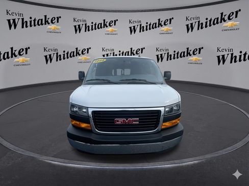Used 2025 GMC Savana 2500 w/ Driver Convenience Package RWD image 3