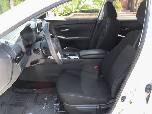 Used 2023 Nissan Sentra SV FWD image 17