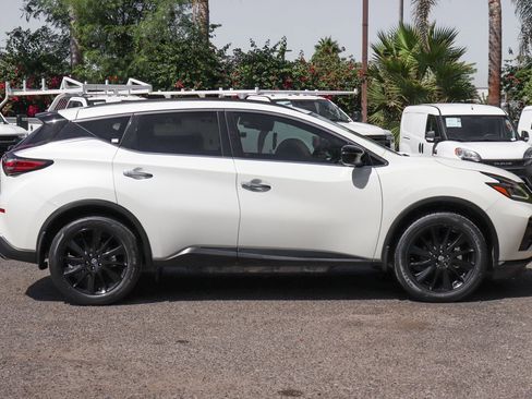 Used 2023 Nissan Murano SV w/ SV Midnight Edition Package image 11