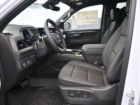 New 2026 Chevrolet Tahoe High Country AWD/4WD image 15