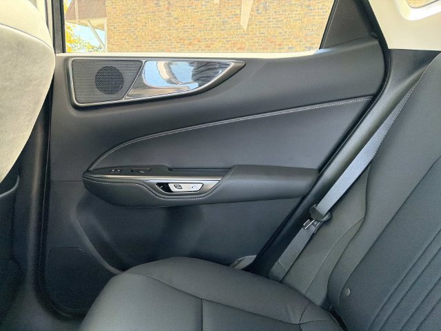 Used 2024 Lexus NX 350 AWD image 14