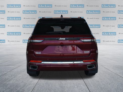 Used 2024 Jeep Grand Cherokee Overland w/ Luxury Tech Group IV AWD/4WD image 7