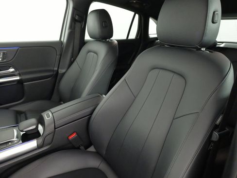 Used 2023 Mercedes-Benz GLA 250 4MATIC image 32