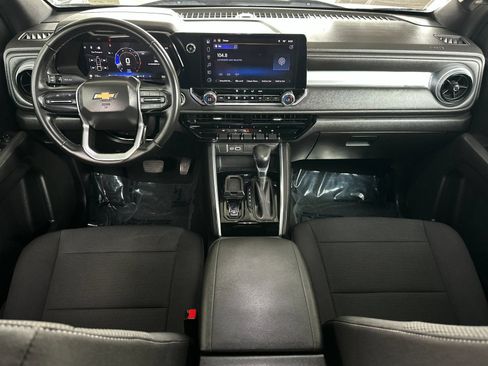 Used 2024 Chevrolet Colorado LT w/ LT Convenience Package RWD image 12