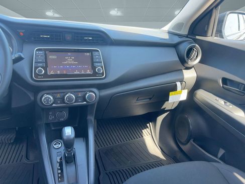 New 2025 Nissan Kicks Play S image 26