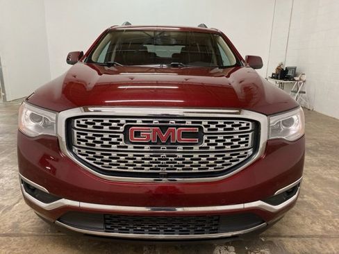 Used 2017 GMC Acadia Denali w/ Technology Package image 2