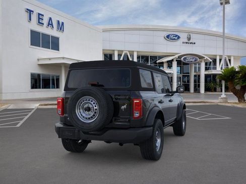 New 2025 Ford Bronco 4-Door AWD/4WD image 8